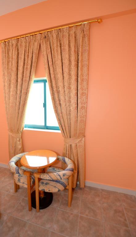 Dubai Youth Hotel Экстерьер фото