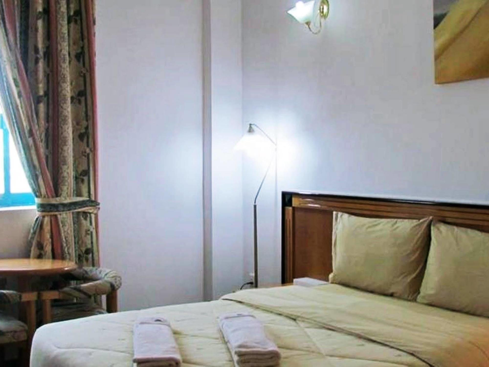 Dubai Youth Hotel Экстерьер фото