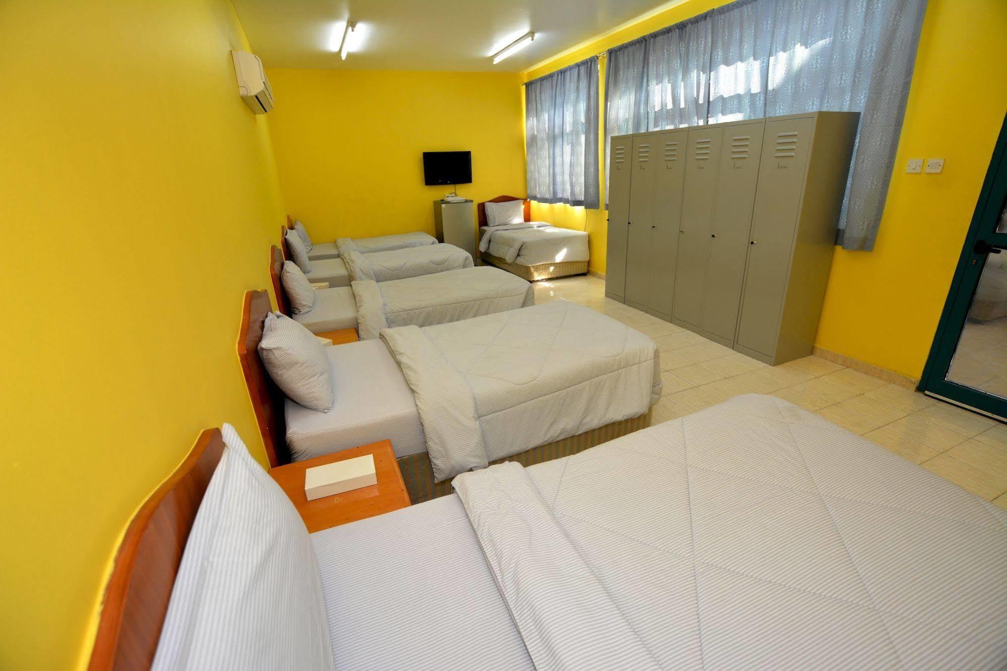Dubai Youth Hotel Экстерьер фото
