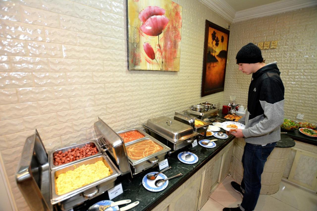 Dubai Youth Hotel Экстерьер фото